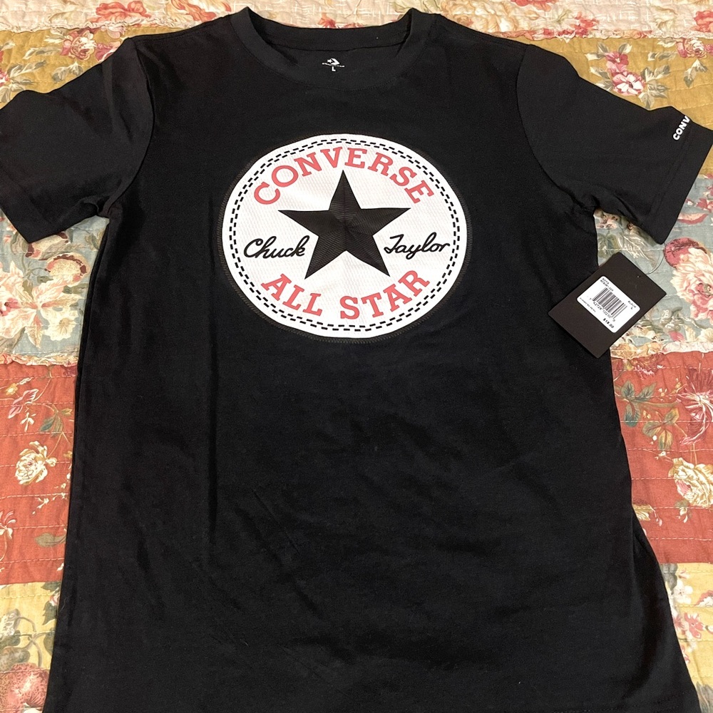 Nwt converse tee shirt